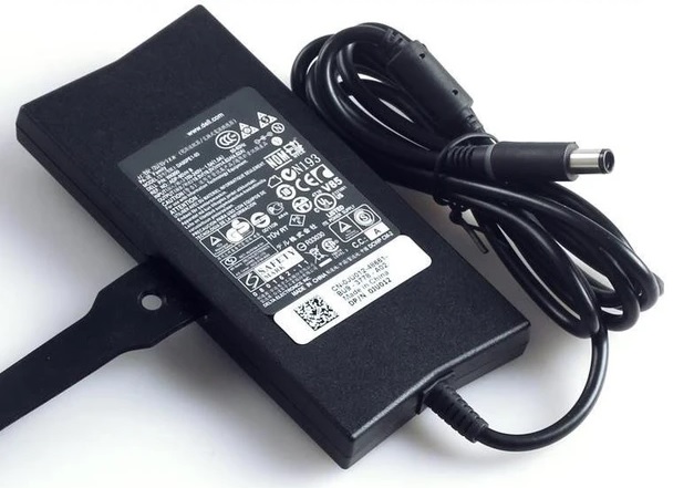 Dell laptop Original AC Adapter Charger 90W LA90PE1-00