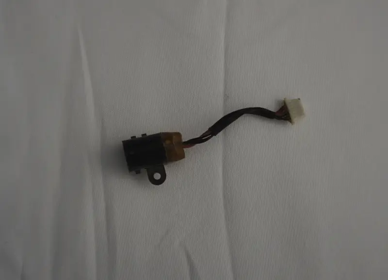 DC Power Adapter Large pin female