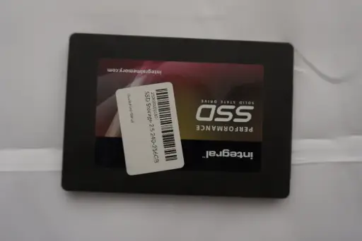 [Goods:Hard -00416] SSD Storage 2.5 240-256GB