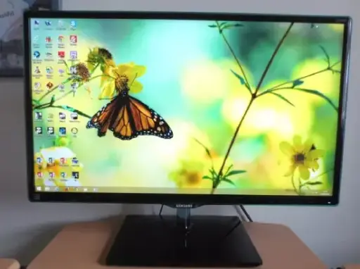 [Goods:Monit-00584] Samsung S24D390 Size: 23.6", LCD